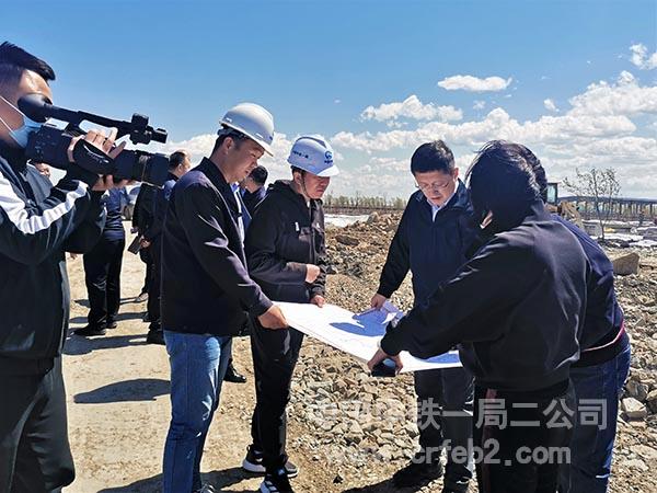 富锦市委书记李源波检查高标准农田建设项目